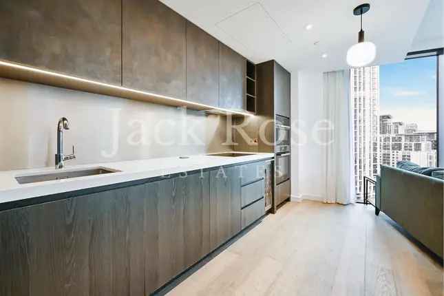 Luxury 3-Bed Apartment Thames City Nine Elms London