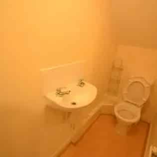 3 Bedroom Townhouse Manchester 83m² Furnished