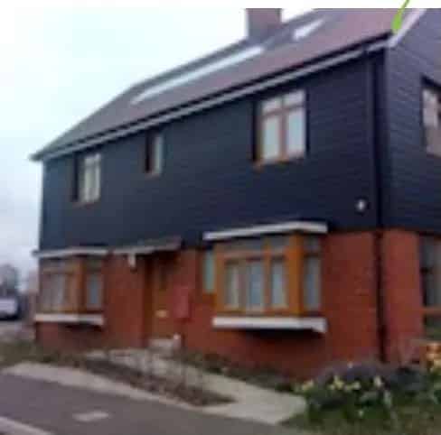 4 Bed Detached House Accessible Design Close to Amenities