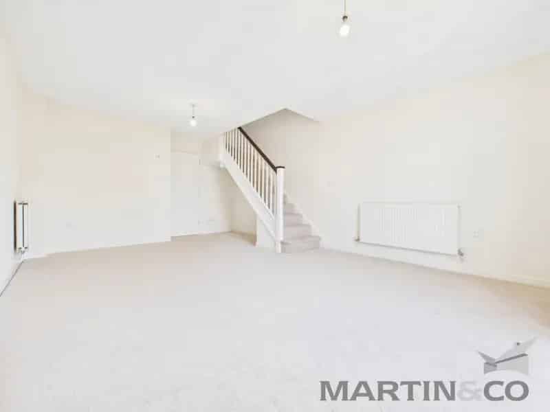 2 Bedroom House To Rent Available May 16 2025