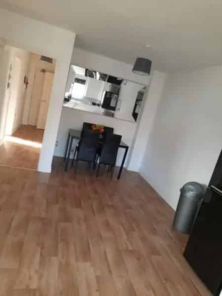 2-Bedroom New Build Flat with Parking and Play Park