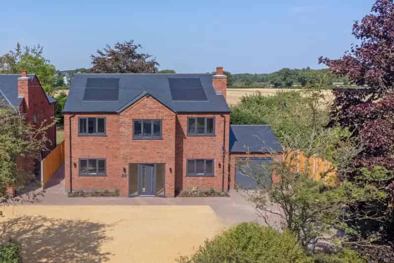 Detached House for sale with 5 bedrooms, Thurlaston, Rugby