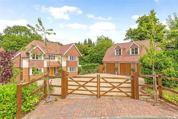 Long Park Close, Amersham, Buckinghamshire, HP6 5JY | Property for sale | Savills