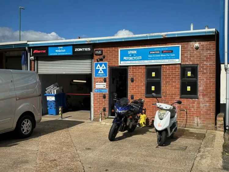 Brick Block Unit with Mezzanine Office and Parking
