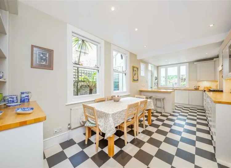 Edwardian Home near Hilly Fields 3 Bedrooms Double Reception