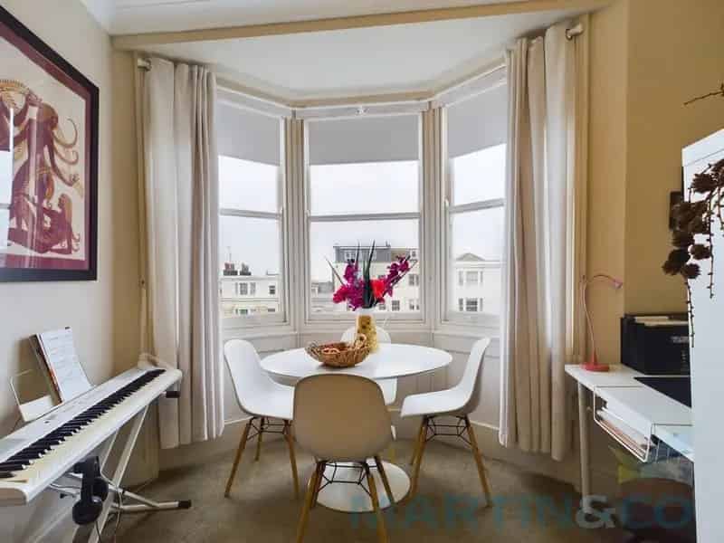 1 Bedroom Furnished Flat near Brighton Seafront