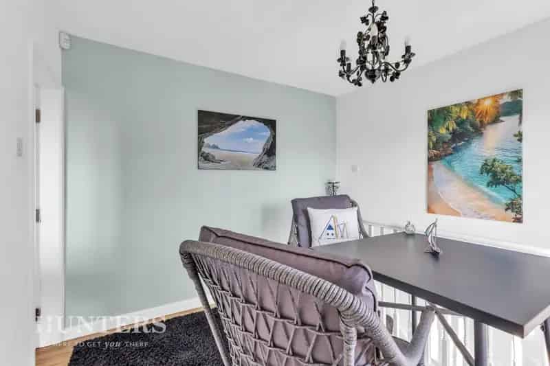 3 Bedroom Townhouse for Sale in Oldham
