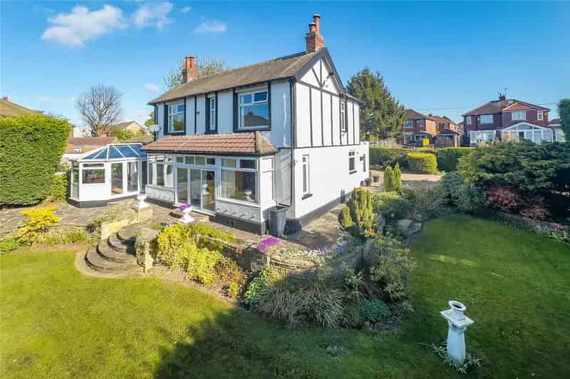 House For Sale , Leeds, England