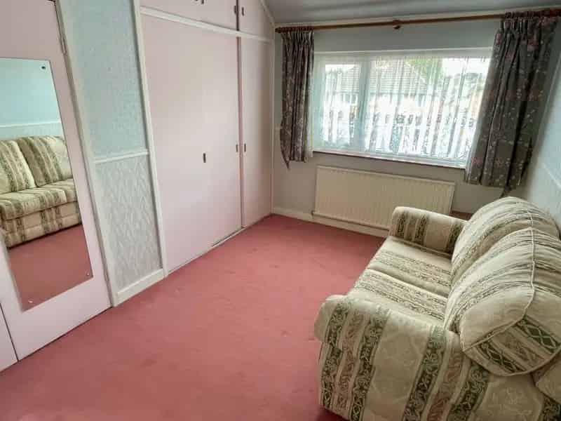 3 Bedroom End Terrace House to Rent Great Barr