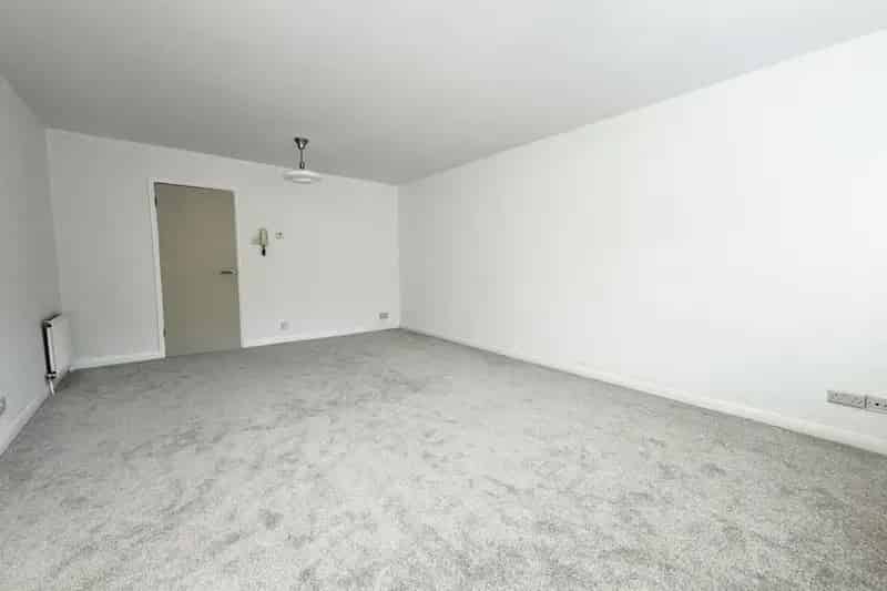Refurbished 2-Double Bed House Near Cleveland Bridge Bath