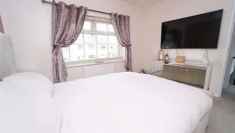 3 Bed Extended Semi Detached House For Sale