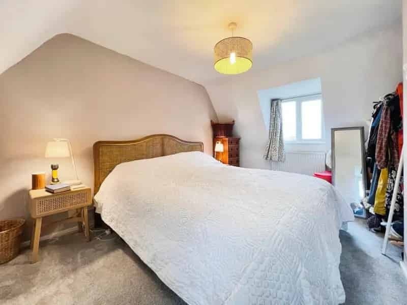 2 Bedroom House For Sale Near Schools and Parks