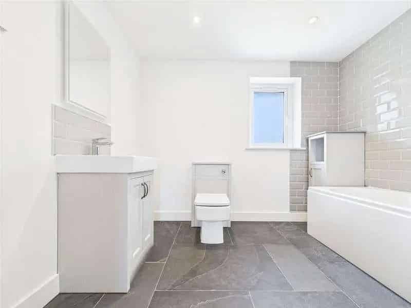 4 Bed Dormer Bungalow For Sale