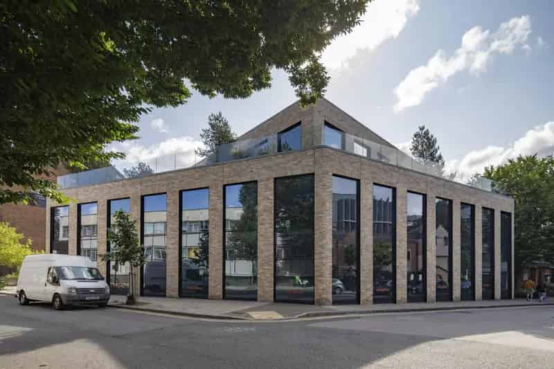 Commercial property For Rent , London, England