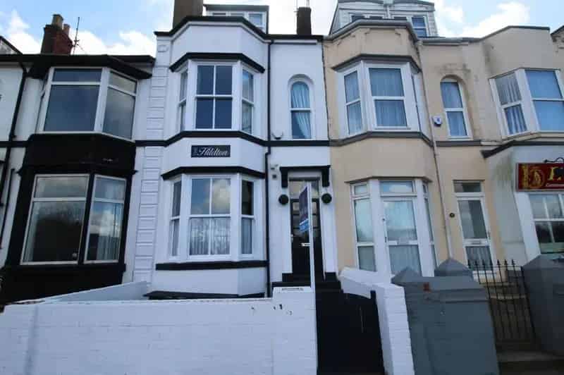 5 Bedroom Mid Terrace House for Sale Bridlington