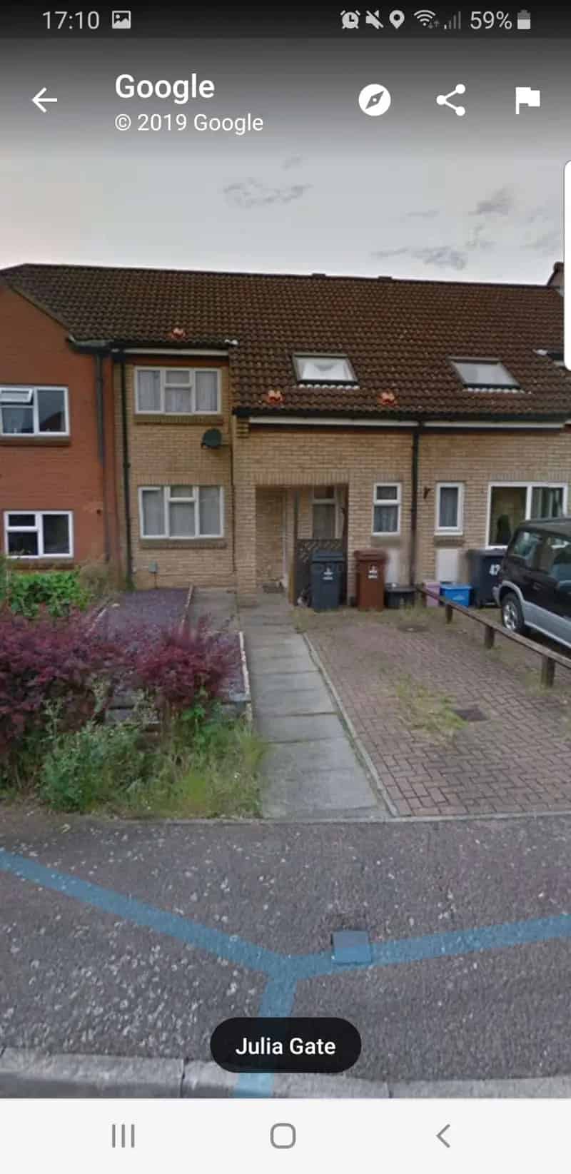 3 Bed House Near Staines London Links New Windows Driveway