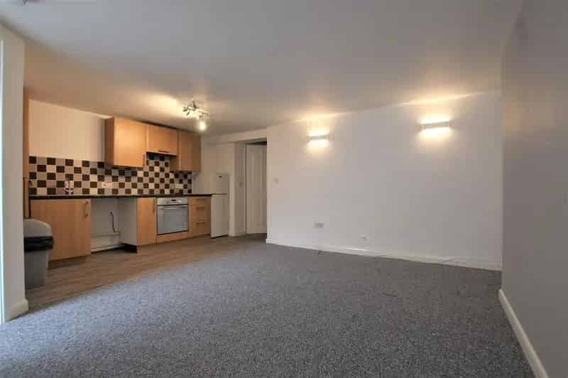 1 Bedroom Flat to Rent Near Gloucester City Centre