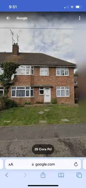 Flat For Rent in Kettering, England