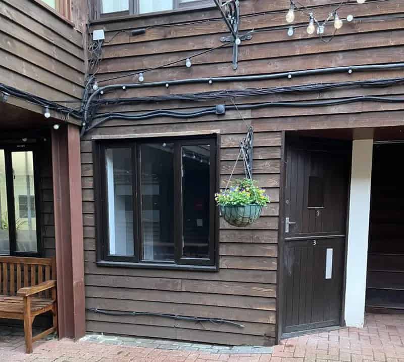 Craft Studio For Rent in Barleylands Craft Village