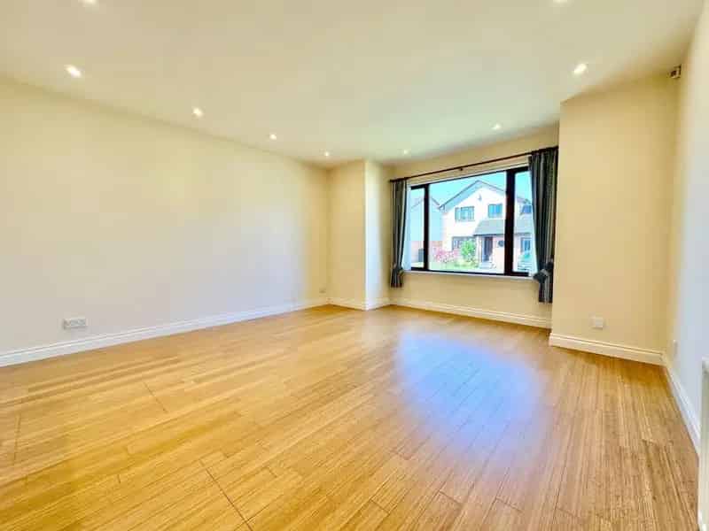 2 Bedroom Detached Bungalow for Sale in Stratherrick