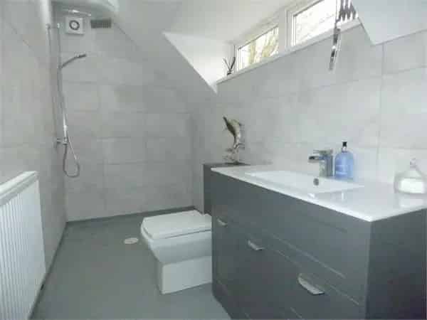 2 Bedroom Flat House to Rent