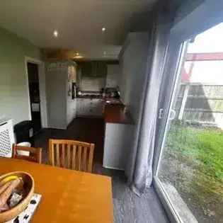 3 Bedroom House 66m² Manchester - No Deposit Option