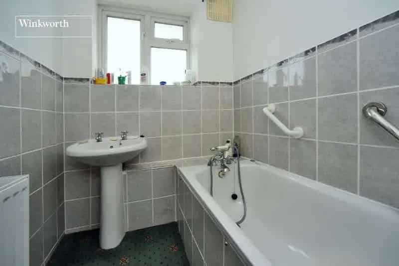 3 Bed Detached House For Sale Near Cheam Village