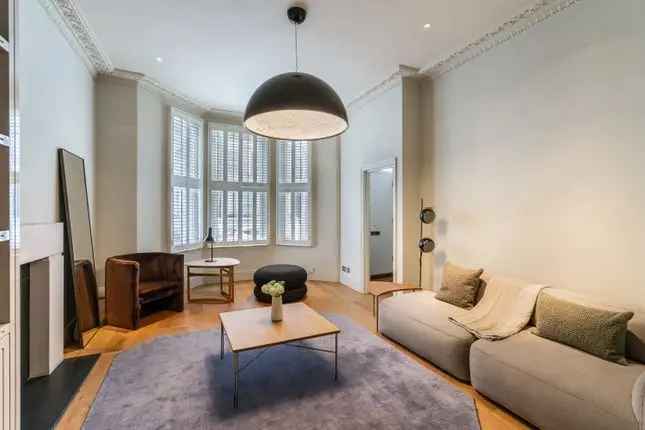 Maisonette for sale in Beaufort Street, London SW3