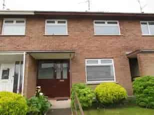 Three Bedroom Mid Terrace House in Lurgan
