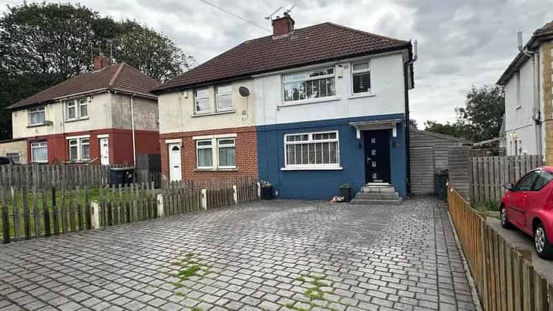 3 Bedroom Semi-Detached House For Sale