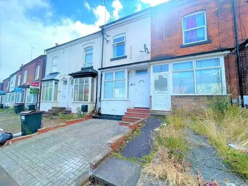5 Bedroom House Near UoB and Queen Elizabeth Hospital