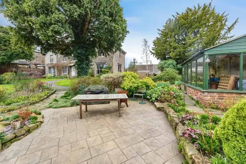4 Bedroom Detached House For Sale Rotherham S60
