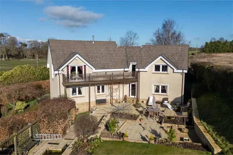 4 Bed Detached House with River Views