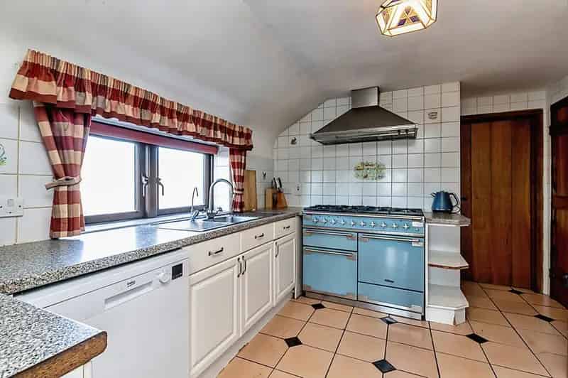 6 Bedroom Detached House for Sale Hastings East Sussex