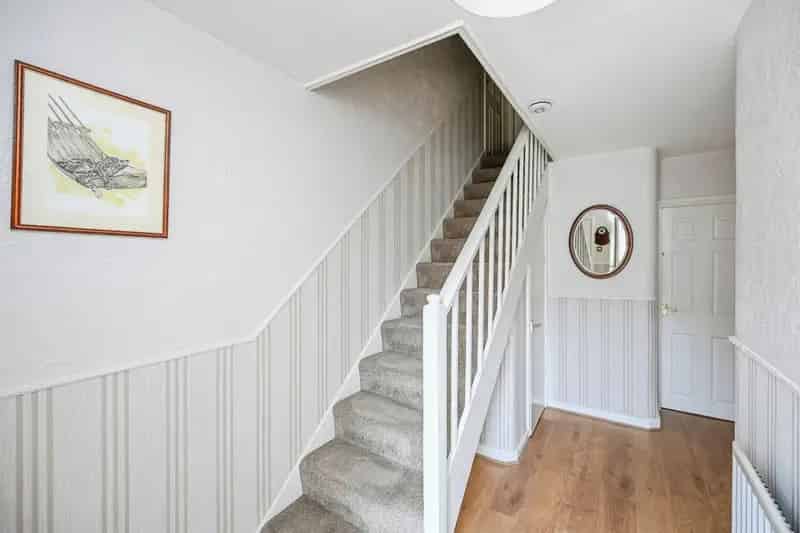Three Bedroom Mid Terrace House in Allerton