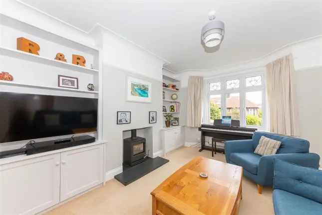 Four Bedroom House for Sale in Bristol BS6