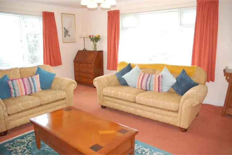 2 Bed Bungalow - Detached with 2 Reception Rooms