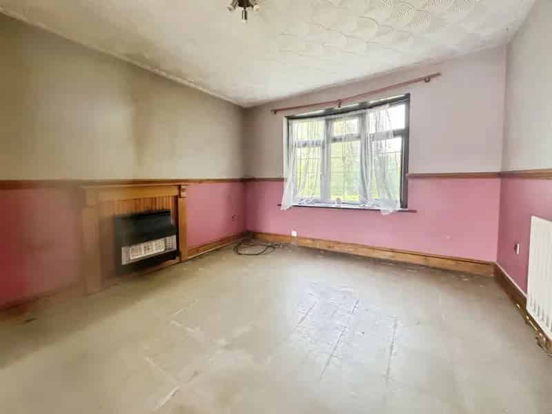2 Bedroom Semi-Detached House - Great Investment Opportunity
