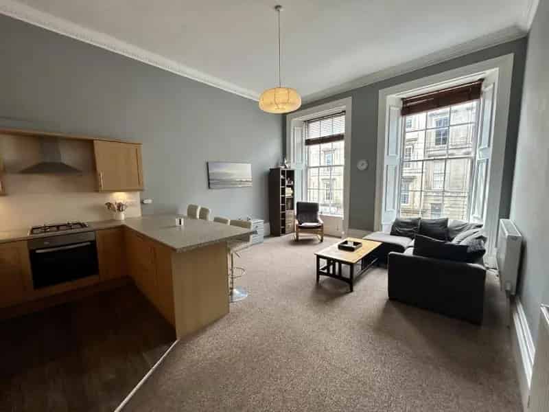 2 Bedroom Flat to Rent