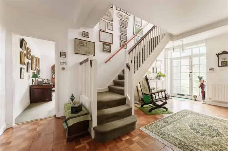 4 Bedroom Semi Detached House For Sale Near Stoke Hill