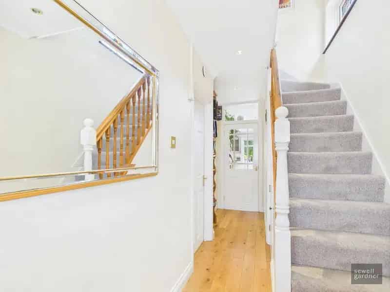 4 Bed House for Sale in Croxley Green