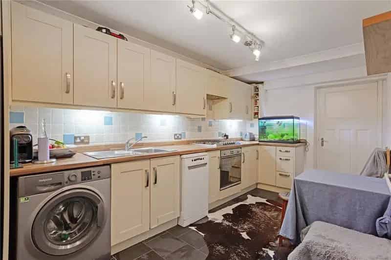 2 Bedroom Clifton Village Apartment For Sale