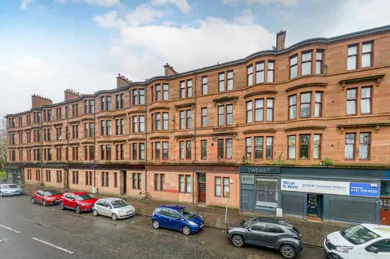 1 Bedroom Apartment for Sale in Glasgow West End Byres Road