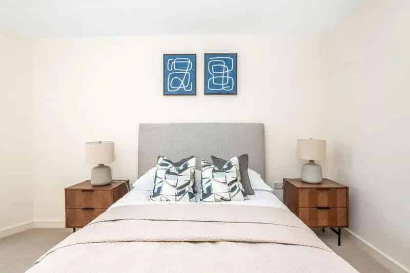 3 Bed Flat for Sale in Beckenham