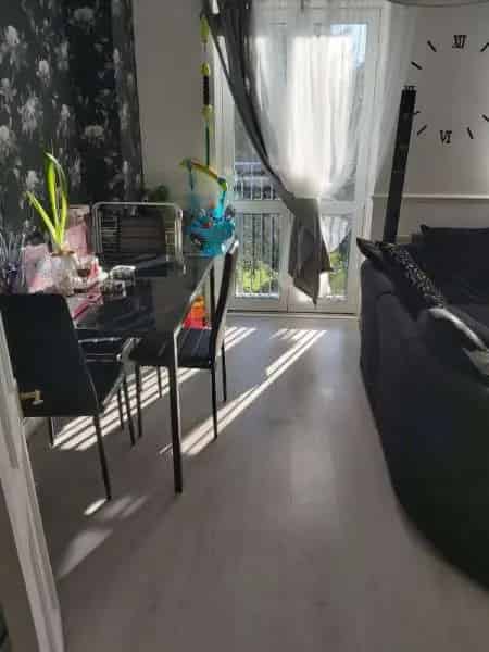 3 Bed House Near Schools and Transport