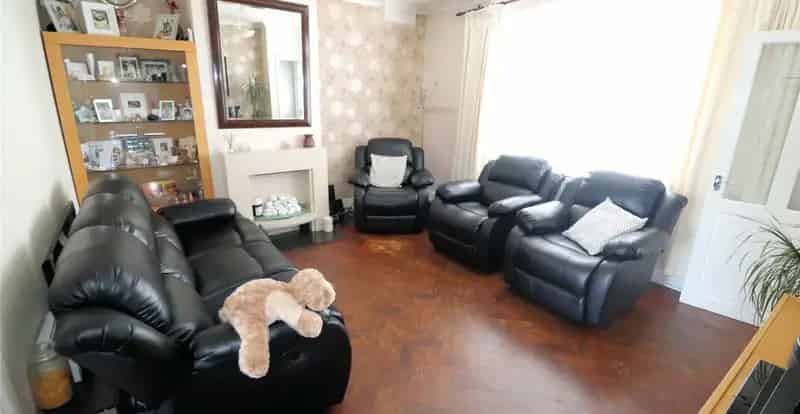 4 Bedroom House for Sale in Popular Residential Road