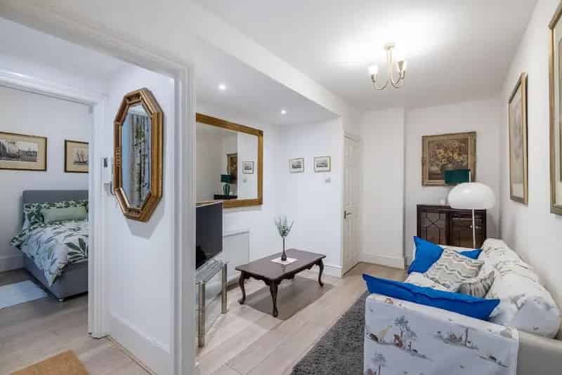 Flat For Rent , London, England