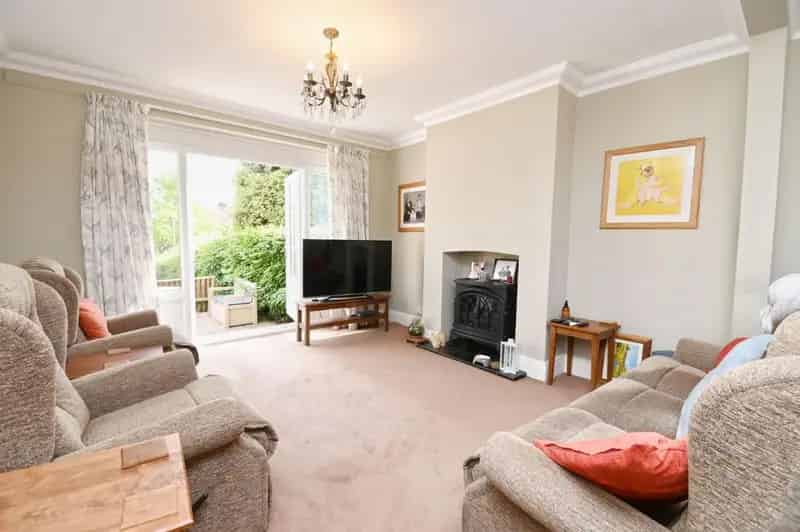 3 Bed Semi-Detached House For Sale