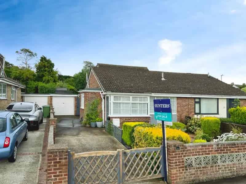 3 bedroom Bungalow
 For Sale