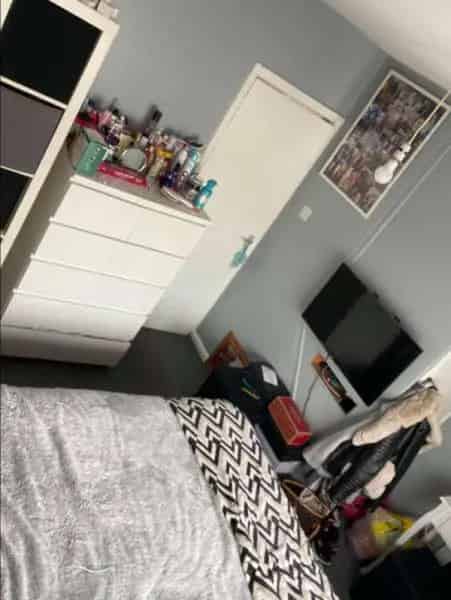 2 Bedroom Corner House with 2 Room Extension